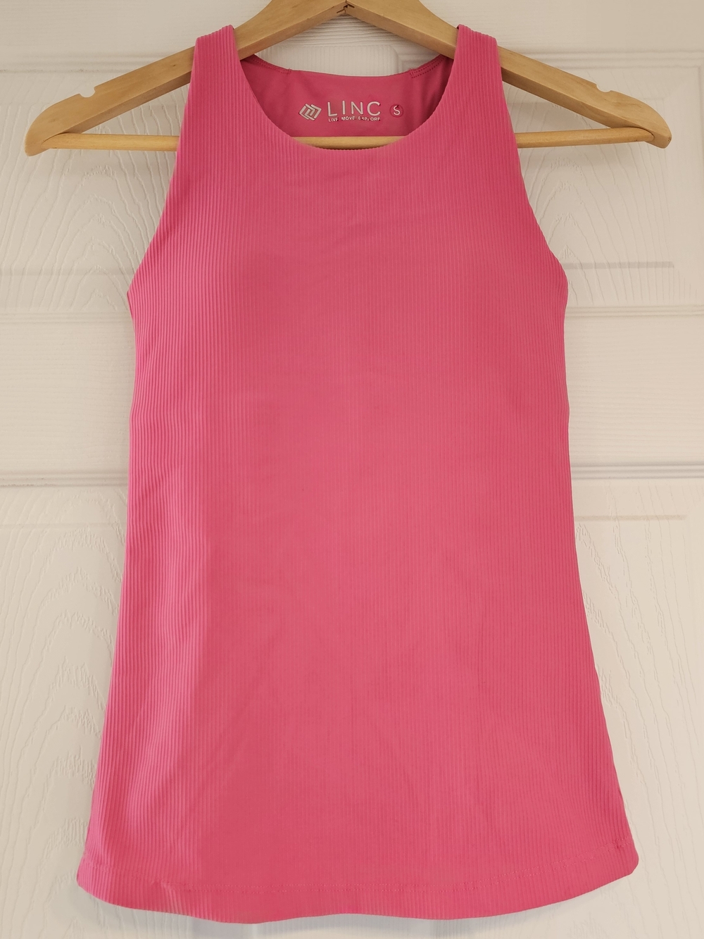 LINC Ribbed Tank Top in Bright Pink